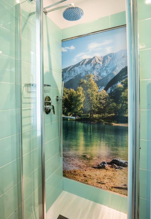Hotel Rolly リーヴァ・デル・ガルダ エクステリア 写真